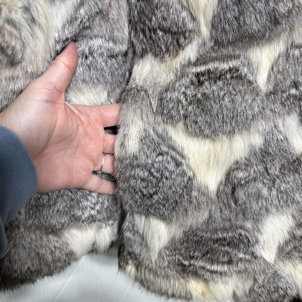 Vintage 70s Golden Swallow 70s White Rabbit Fur Coat Elegant Collar S/M - Picture 5 of 17
